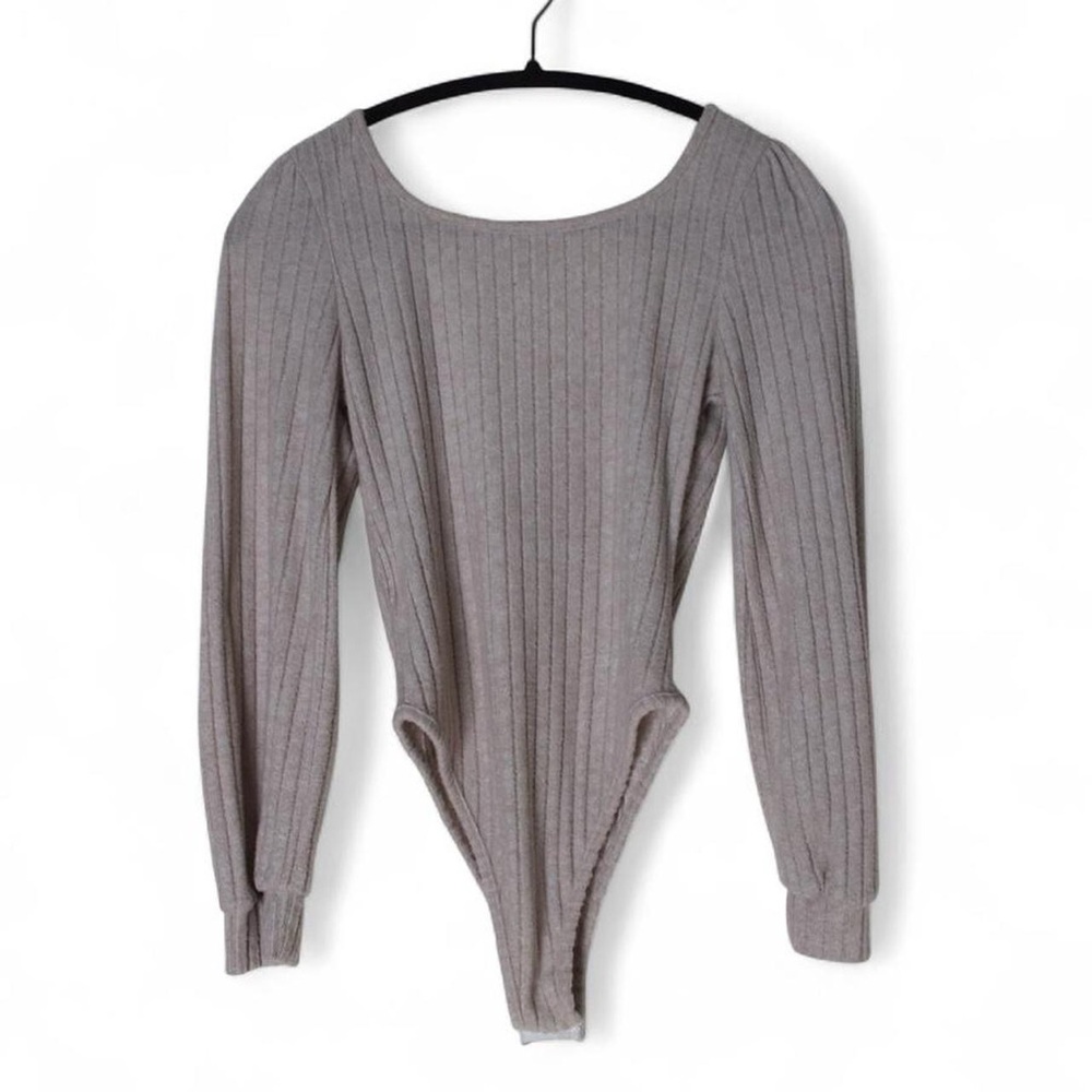 ✨ 5 for $20 - SHEIN Light Gray Ribbed Knit Fabric Bodysuit